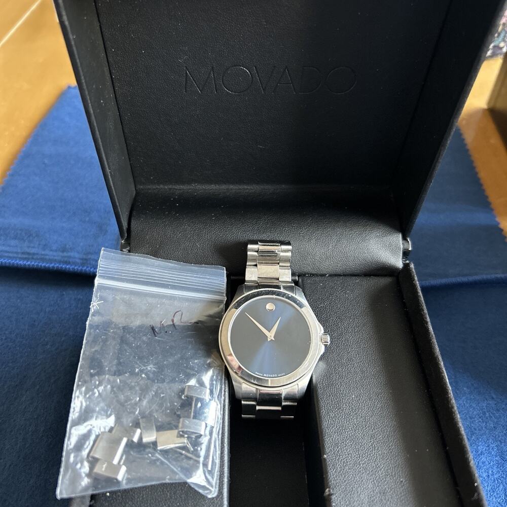 IN BOX! Movado Men's Museum Blue Dial 40mm Stainless Steel Watch